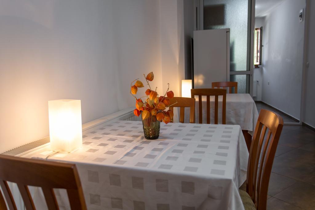 Hera Guest House Chiflik Extérieur photo