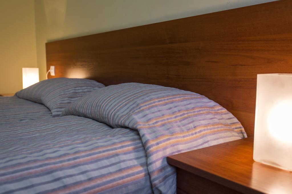 Hera Guest House Chiflik Extérieur photo