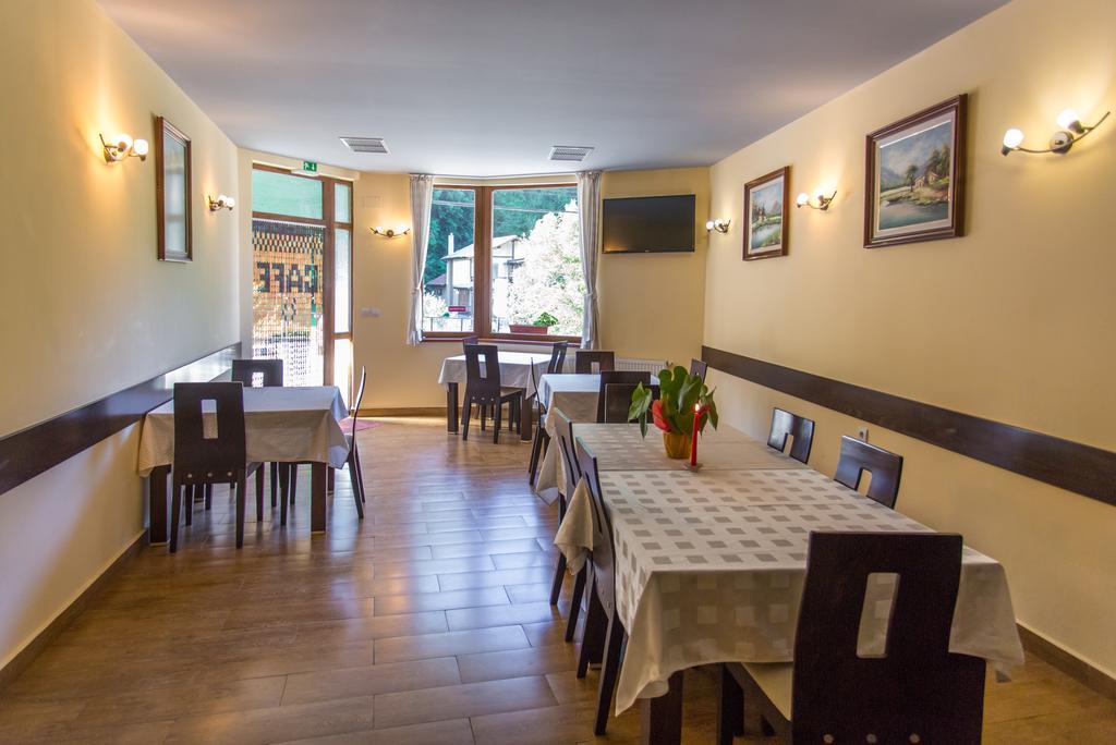 Hera Guest House Chiflik Extérieur photo